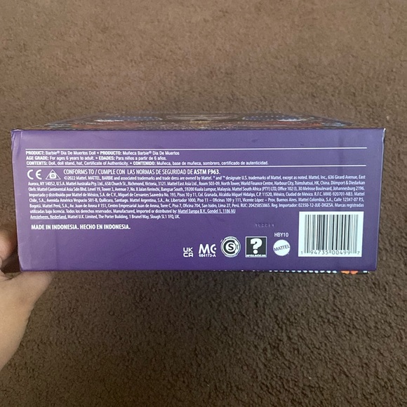 Barbie signature: dia de muertos; collectible items - Picture 9 of 9